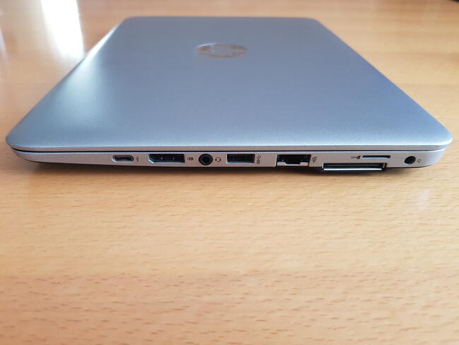 HP EliteBook 820 G3 i5-6300U 2.4 GHz, 8GB RAM, 256GB SSD W10