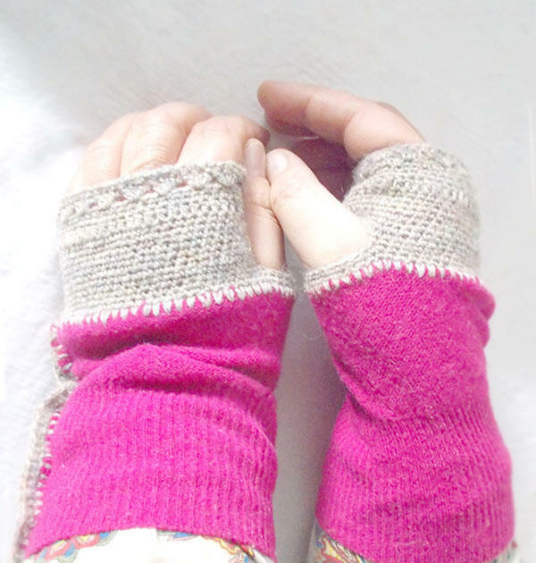 fuksjowe mitenki, wełniane mitenki różowe