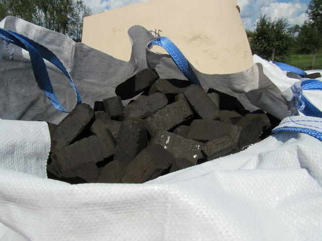 Brykiet torfowy, wysokiej jakości w niskiej cenie.