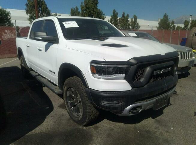 RAM 1500 2020, 3.0L diesel, 4x4, porysowany