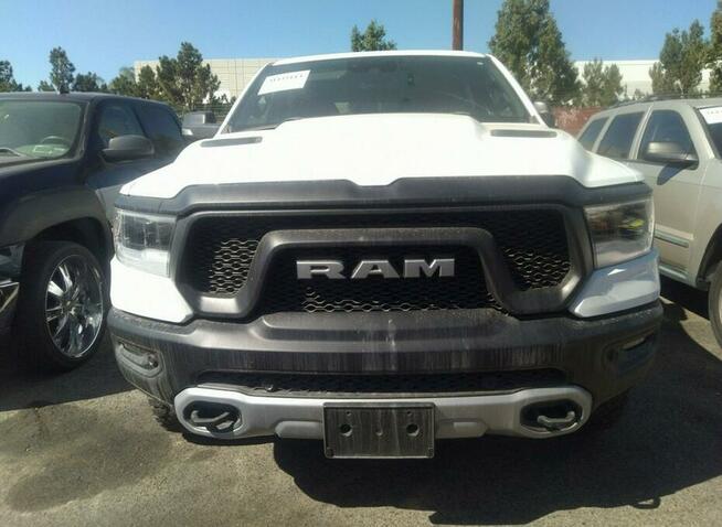 RAM 1500 2020, 3.0L diesel, 4x4, porysowany