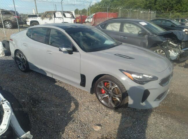 Kia Stinger GT, 2018, 3.3L, porysowany