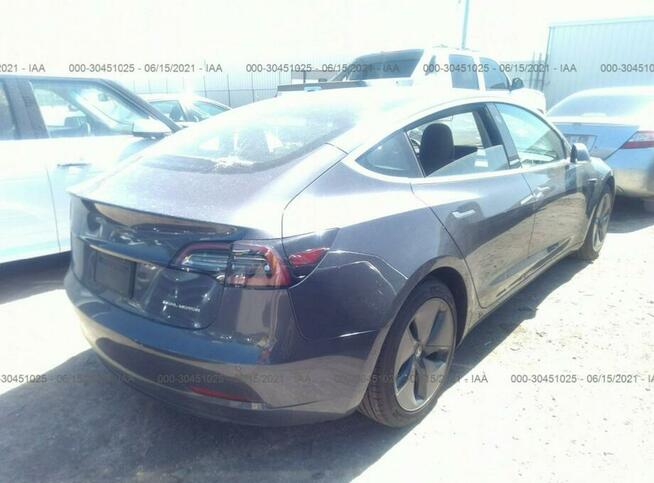 Tesla Model 3 2019, 4x4, Long Range, po gradobiciu