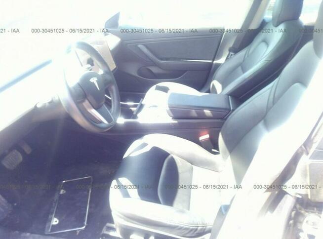 Tesla Model 3 2019, 4x4, Long Range, po gradobiciu