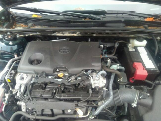 Toyota Camry 2021, 2.5L, LE, po gradobiciu