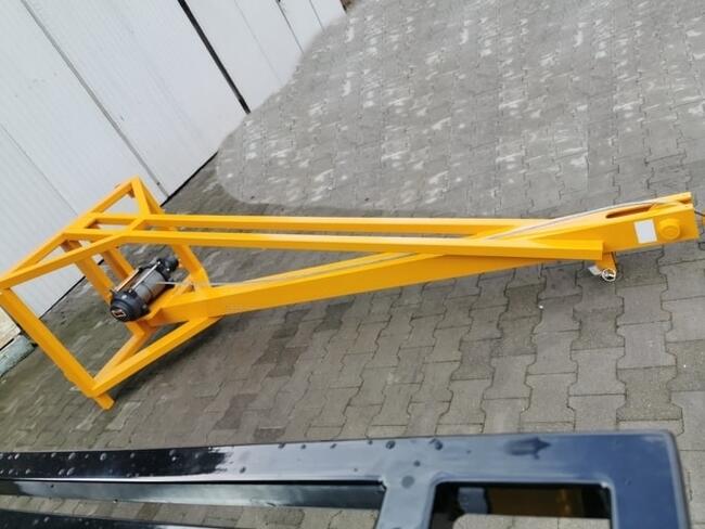 Przedłużka do ładowarki z wyciągarką hydrauliczną - bocian