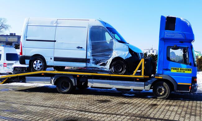 POMOC DROGOWA 24h, HOLOWANIE. AUTA OSOBOWE ORAZ BUSY