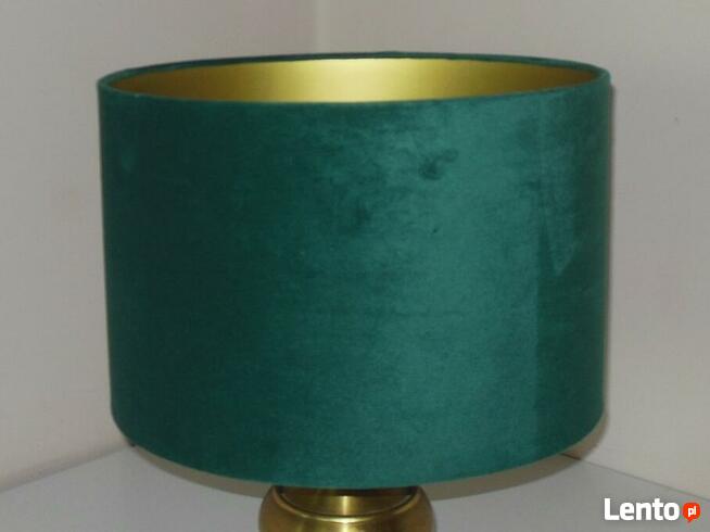 Abażury klasyczne powlekane aksamitem i nie tylko.