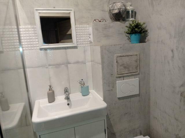 Kirasjerów 35m2,niska zabudowa, balkon, cegła,1-piętro