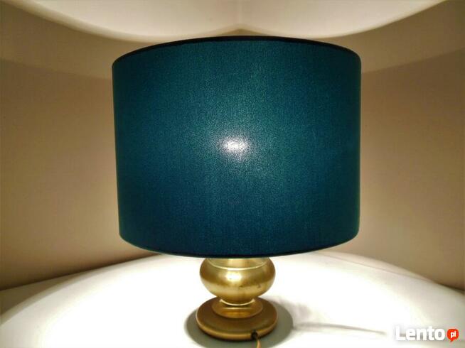 Abażury klasyczne powlekane aksamitem i nie tylko.