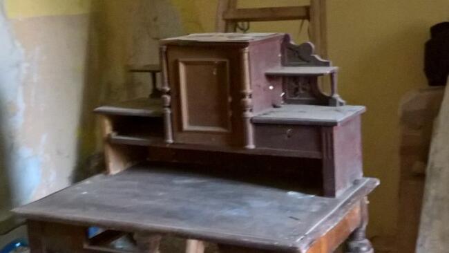 Biurko, sekretarz, do renowacji