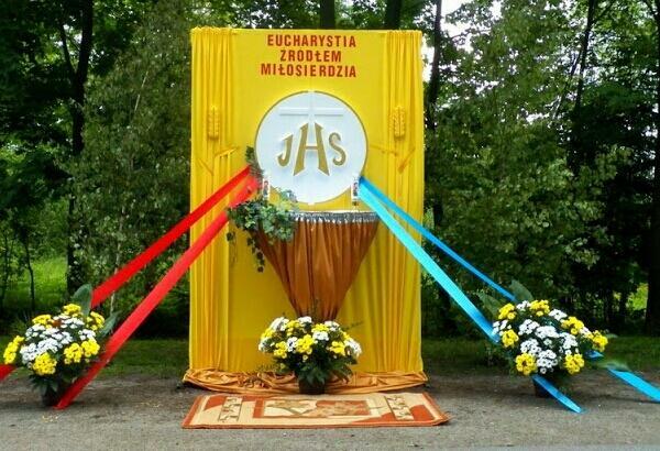 Hostia dekoracja Pierwsza Komunia ołtarz Boże Ciało