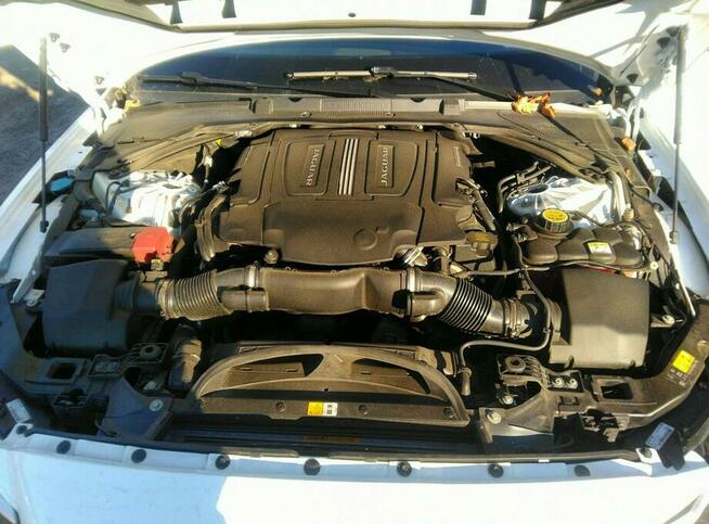 Jaguar XF 2016, 3.0L, 4x4, Prestige, od ubezpieczialni