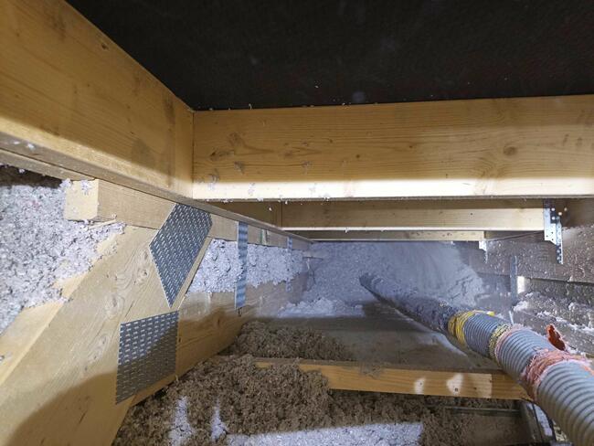 Ocieplanie, celuloza, izolacja wełną celulozową