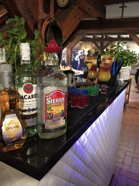 Drink bar Rose bar