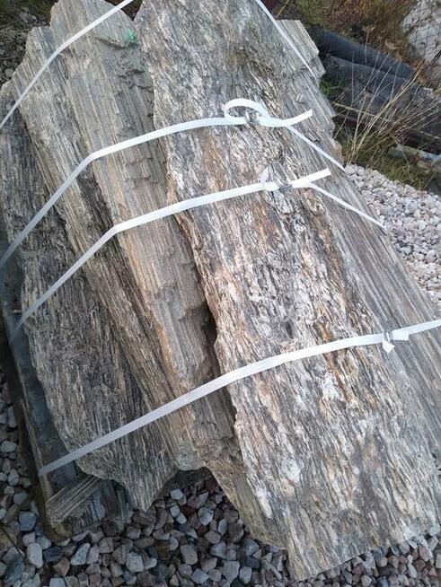 Kora kamienna gnejs szpilki głazy kamień sciezkowy