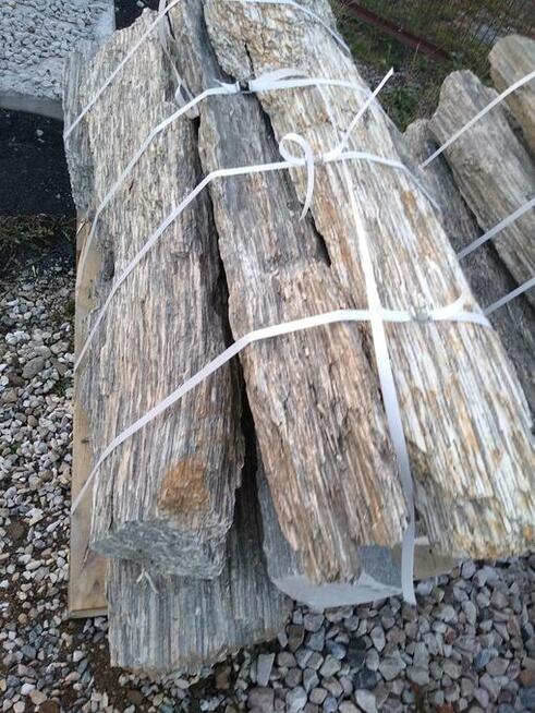 Kora kamienna gnejs szpilki głazy kamień sciezkowy