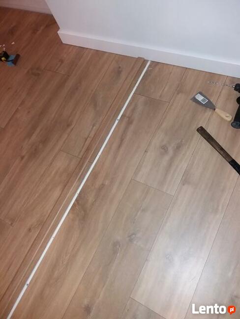 Montaż paneli podłogowych, listew, składanie skręcanie mebli