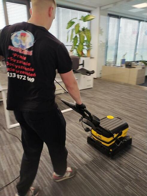 PUCUŚ Glancuś pranie Pranie wykładzin wielkopowierzchniowych