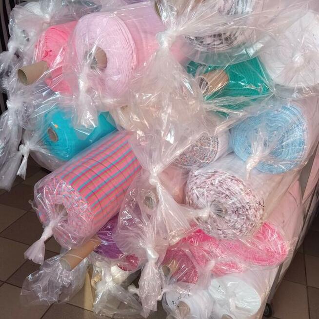 Tanie tkaniny i dzianiny. Odzieżowe, tapicerskie, stoki.