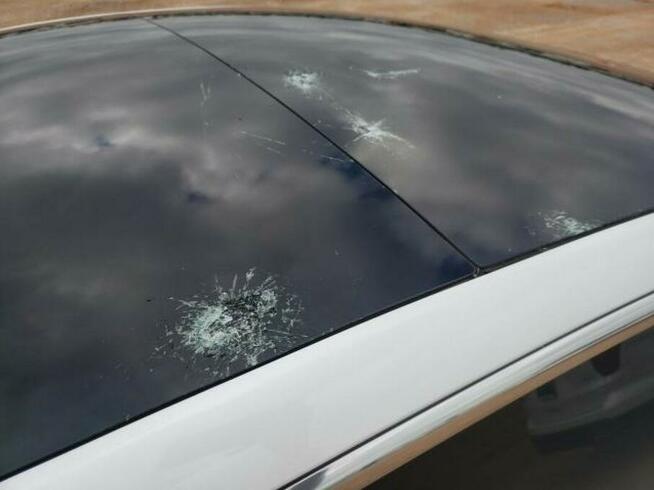 Tesla Model 3 Long Range, 2020, po gradobiciu