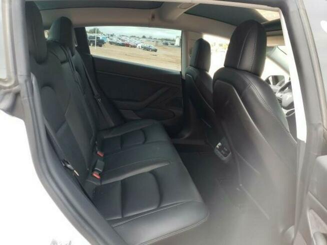 Tesla Model 3 Long Range, 2020, po gradobiciu