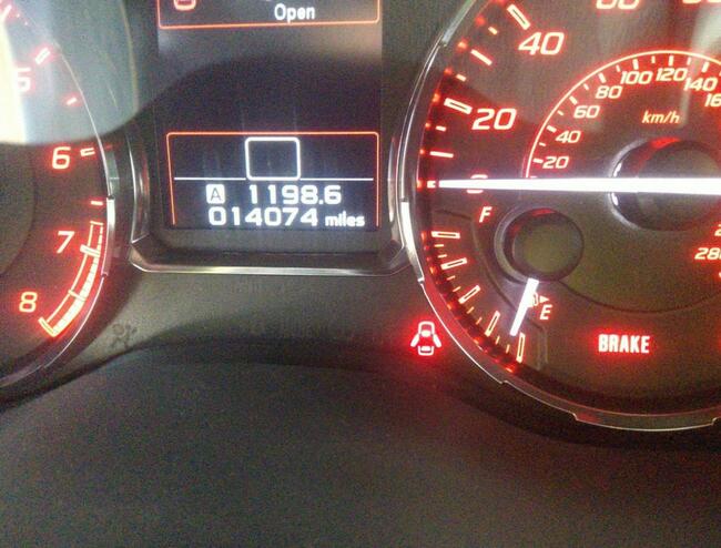 Subaru WRX 2016, 2.0L, 4x4, Limited, porysowany