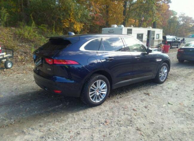 Jaguar F-Pace 2018, 2.0L, 4x4, od ubezpieczalni
