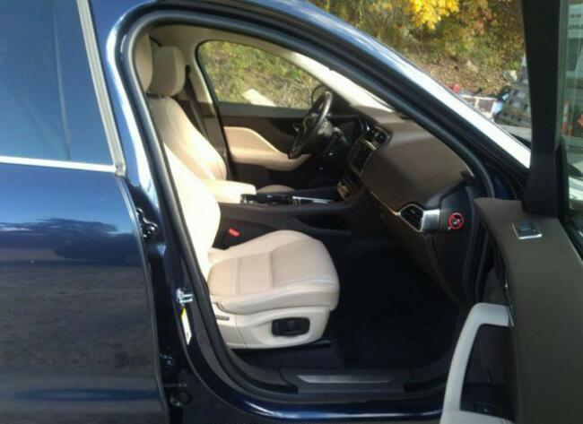 Jaguar F-Pace 2018, 2.0L, 4x4, od ubezpieczalni