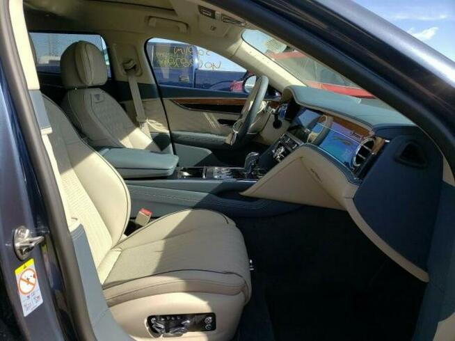 Bentley Continental Flying Spur 2020, 6.0L, od ubezpieczalni