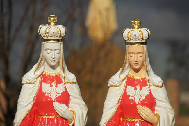 Figurka Matka Boża Królowa Polski. Matka Boska Licheńska