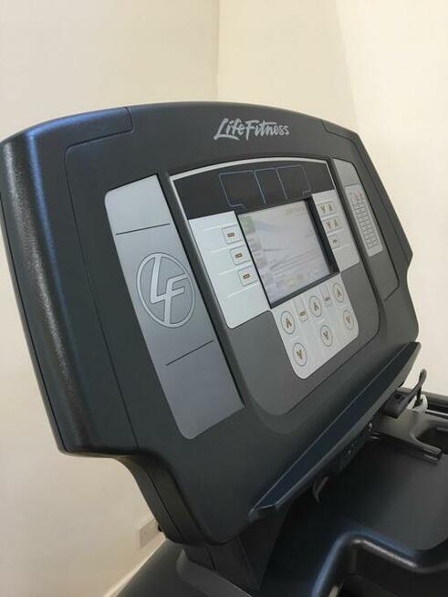 Bieżnie Life Fitness 95T Inspire użwane- 10 sztuk !!