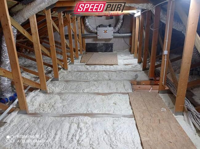 Piana PUR Ocieplanie Poddasze Wiązary Dach Strop Piła