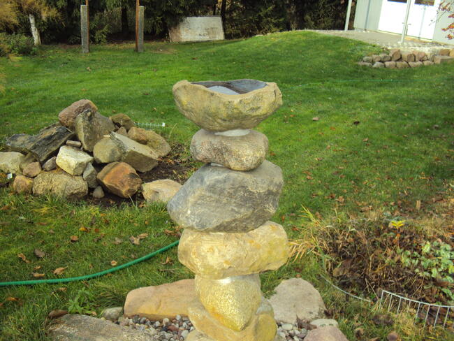 Figura ogrodowa-poidło