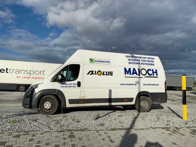 Mobilna wulkanizacja Wroclaw 24h serwis opon TIR A4 S8 S5