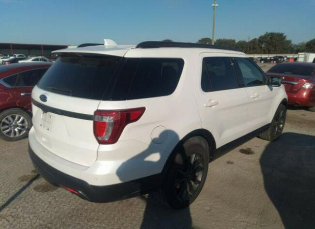 Ford Explorer 2017, 3.5L, po gradobiciu