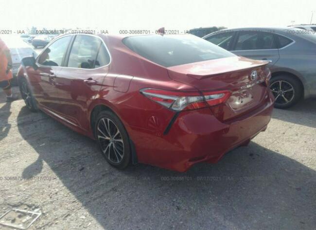Toyota Camry 2019, 2.5L, po gradobiciu