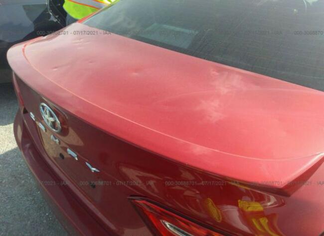 Toyota Camry 2019, 2.5L, po gradobiciu