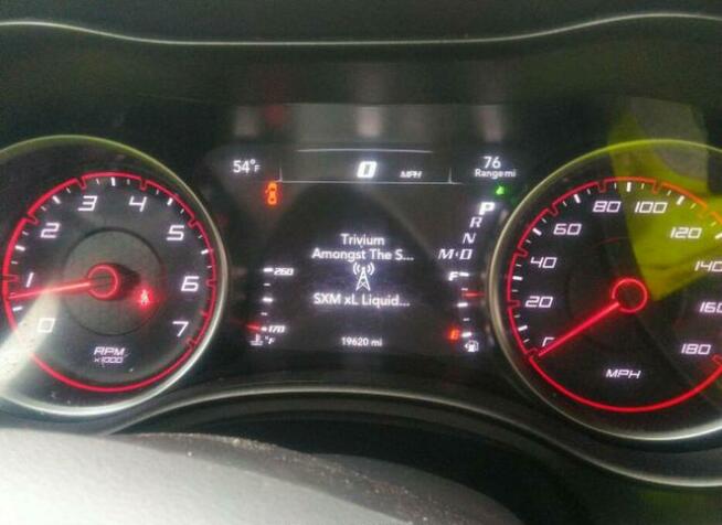 Dodge Charger 2020, 6.4L, porysowany lakier