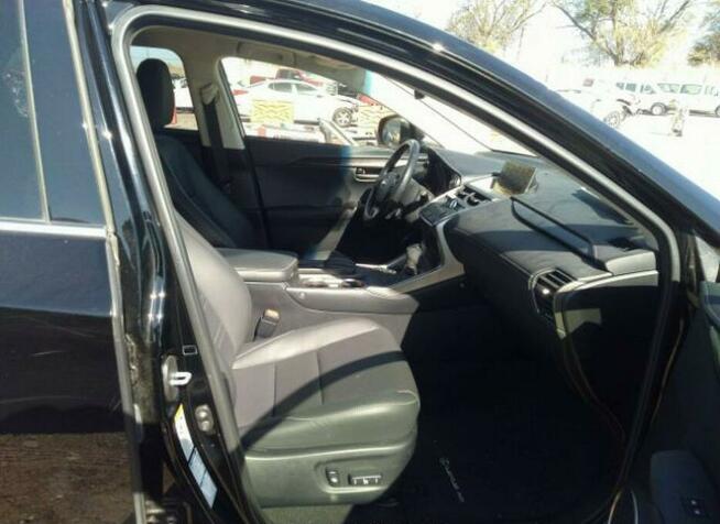 Lexus NX 2015, 2.0L, 4x4, po gradobiciu