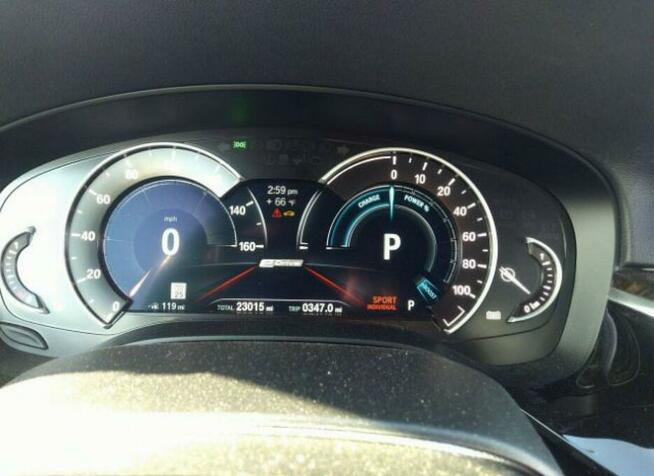 BMW 530 2018, 2.0L, Hybryda, porysowany lakier