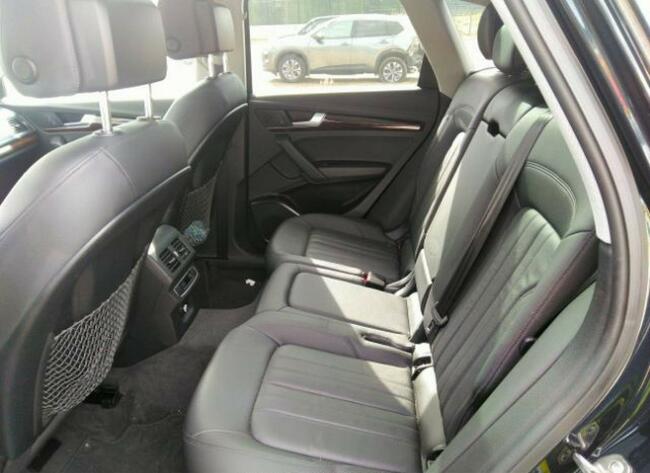 Audi Q5 2020, 2.0L, 4x4, porysowany lakier