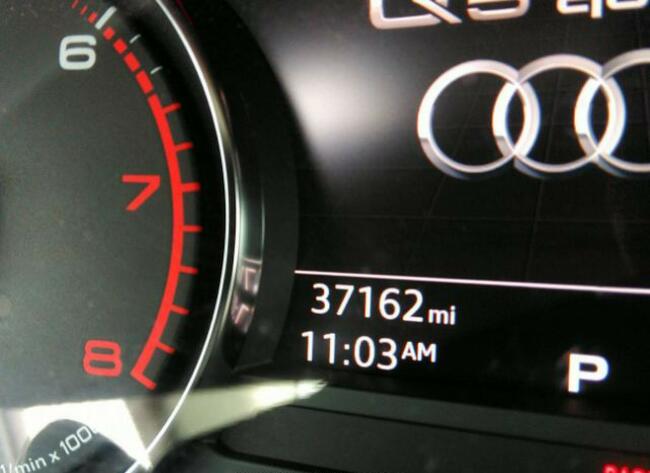 Audi Q5 2020, 2.0L, 4x4, porysowany lakier