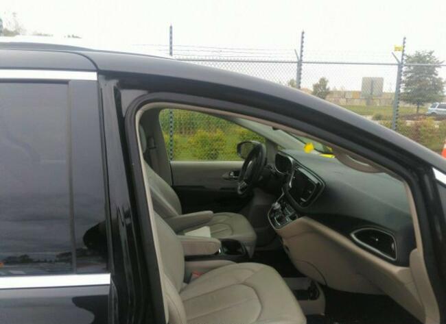 Chrysler Pacifica 2020, 3.6L, Hybrid, porysowany lakier