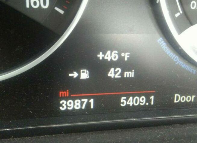 BMW 330 2017, 2.0L, 4x4, od ubezpieczalni