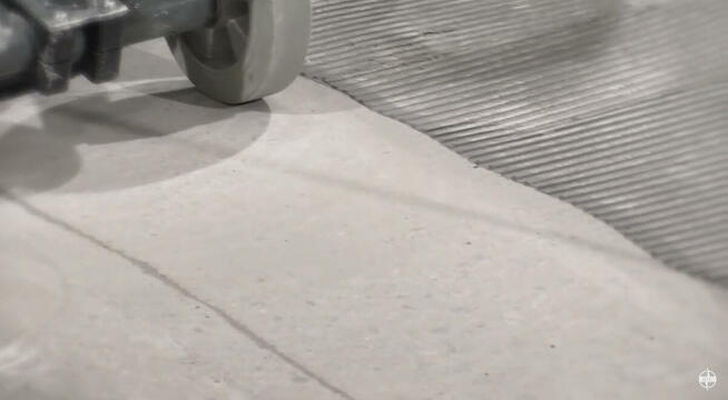 Usuwanie subitu, usuwanie kleju po kafelkach