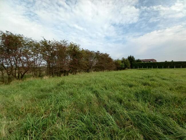 Duża działka budowlana o powierzchni 3.223 m2 blisko morza