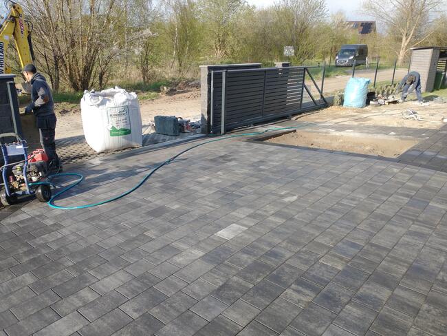 Brukarstwo Kolbudy, układanie kostki brukowej kolbudy