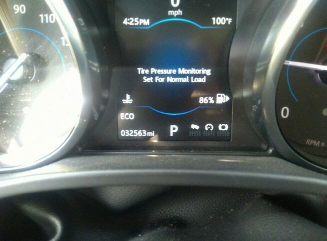 Jaguar F-Pace 35T PRESTIGE, 2017, po gradobiciu