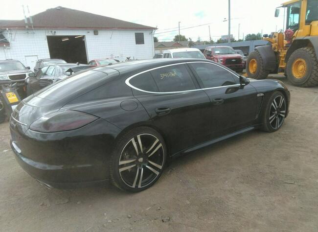 Porsche Panamera 4S, 2010, 4.8L, porysowany lakier